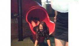 老婆的丝袜和内裤吃,内裤下的秘密情愫