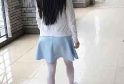 插丝袜美艳老师妈妈,揭秘校园里的神秘魅力