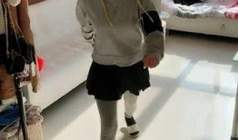 偷来的丝袜被老婆发现,偷穿引发的夫妻危机