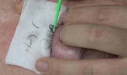 自己接睫毛视频教程,跟随视频教程学起来