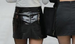 穿裙子配什么丝袜图片,穿裙子必备丝袜选择揭秘