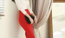 纯白丝袜小学生视频,揭秘小学生纯白丝袜的时尚魅力