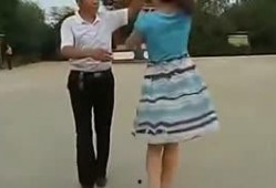 交谊舞中四步教学视频,轻松入门，舞动人生